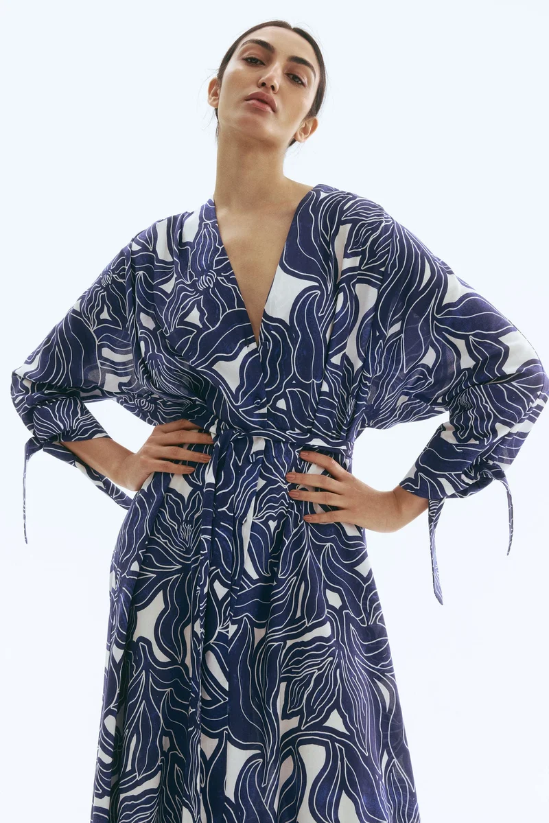 H&M Tie-belt shirt dress