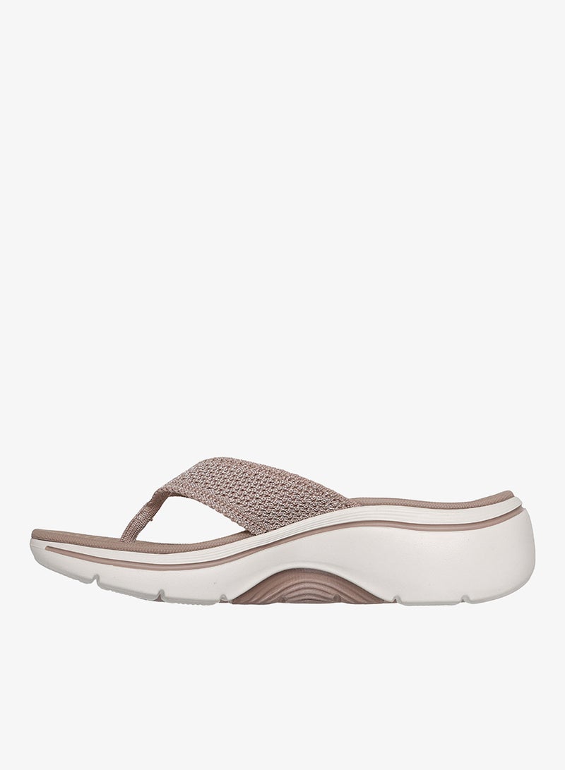 SKECHERS Go Walk Arch Fit 2.0 Sandal - Image 2