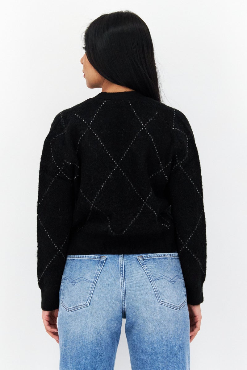 Lyle & Scott Women V-Neck Textured Cardigan, Black  - Image 4