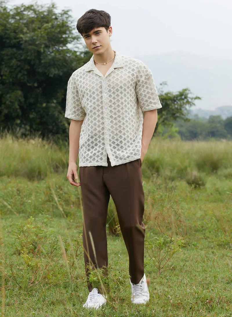 Campus Sutra Men's Off-White Oblique Oversized Shirt