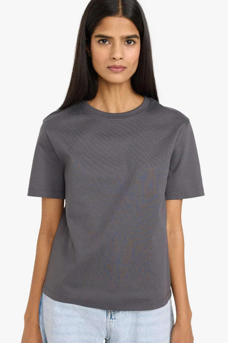 Defacto Regular Fit Short Sleeved Crew Neck T-Shirt
