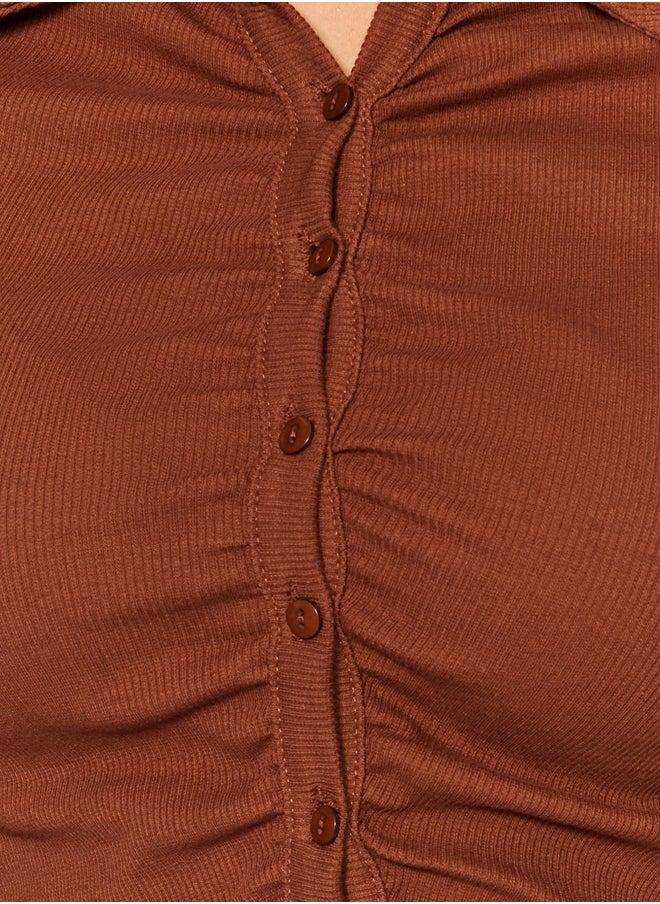 trendyol - Brown Fitted Crop Polo Neck Ribbed Cotton Stretch Knitted Blouse TWOAW23BZ00130 - Image 1
