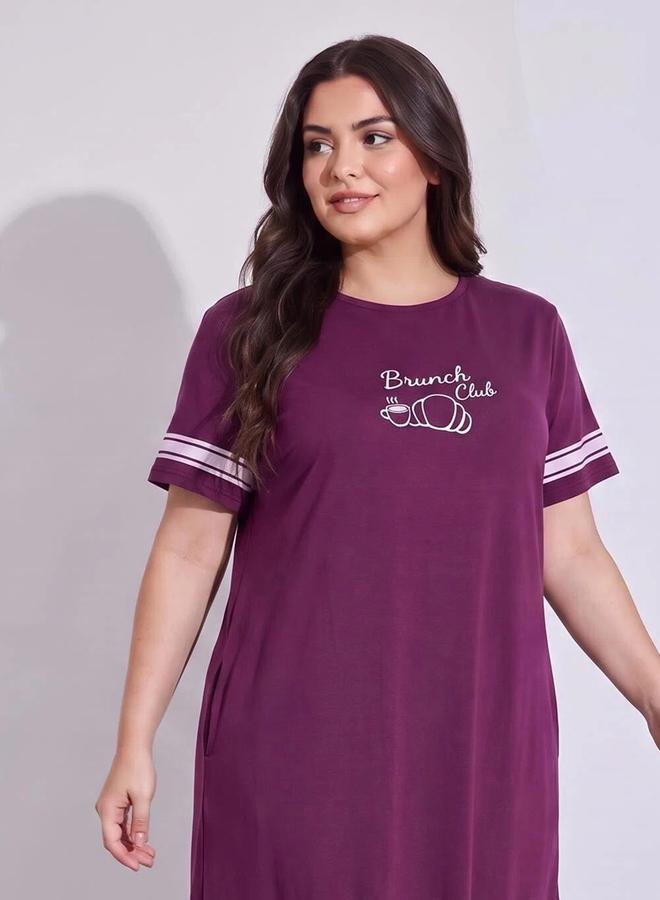 ستايلي تيشرت نوم ماكسي بعبارة Brunch Club وأكمام مخططة - Image 2