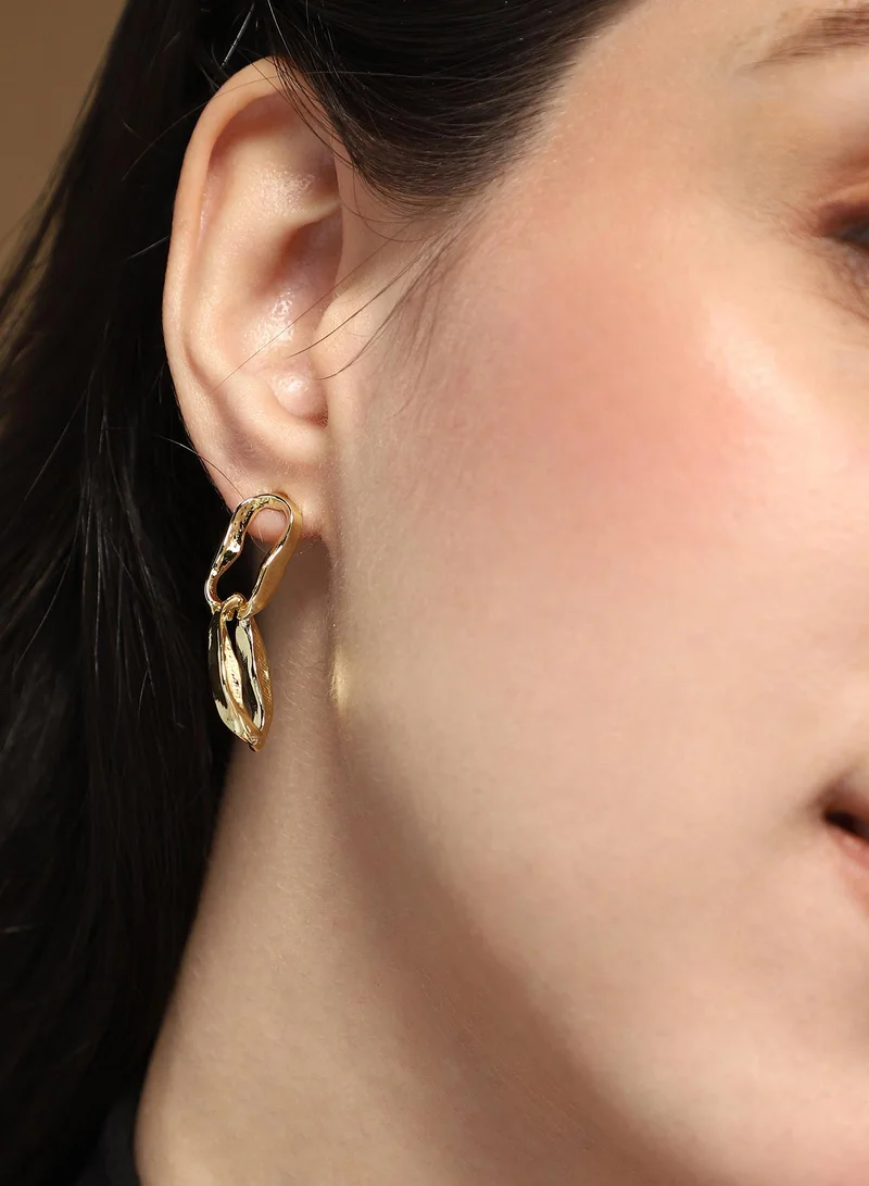 SOHI SOHI Women The Hollow-Shell Drop Earrings | California  Colour | One-Size | Metallic Alloy Material | Push Back Closure | Earrings For Casual & Evening Wear