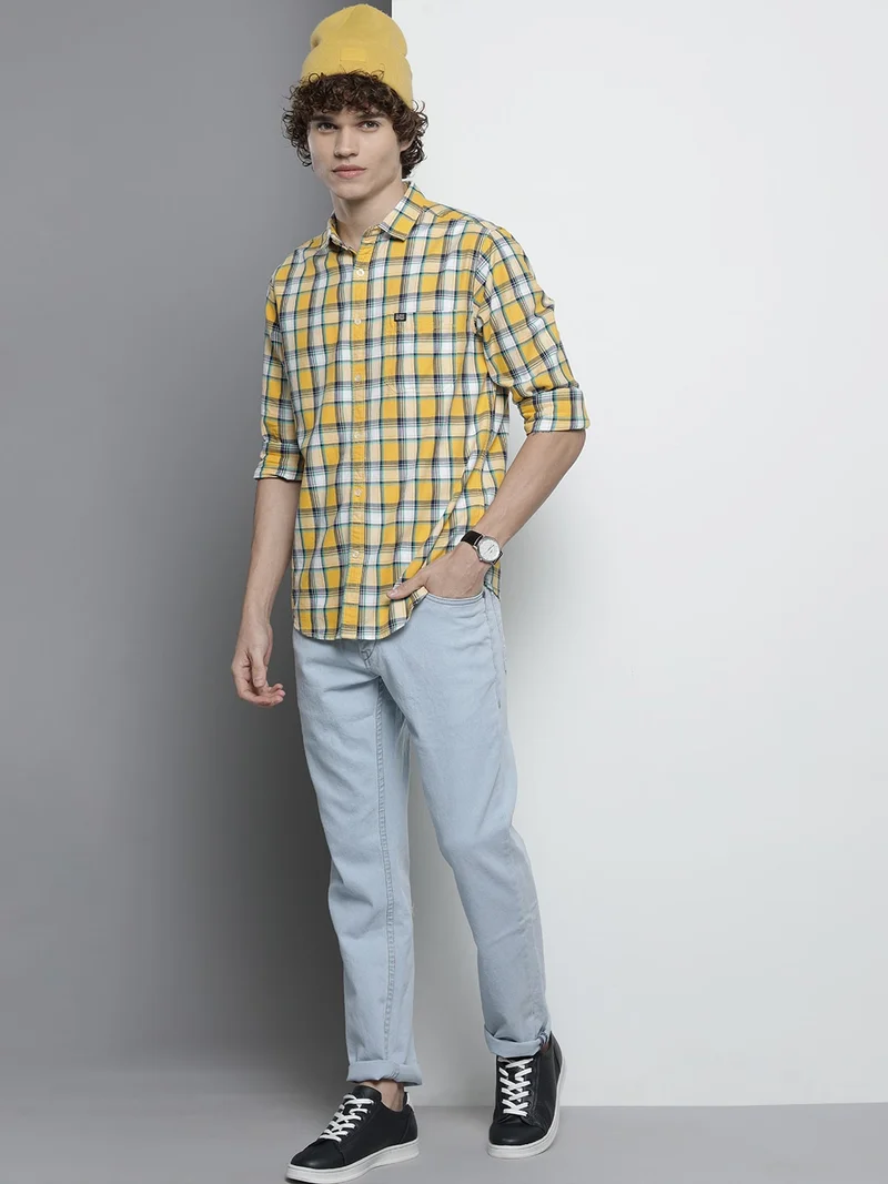 The Indian Garage Co Men Slim Fit Checkered Full Sleeves Spread Collar Casual Shirt