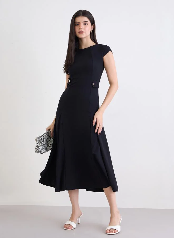 Styli Women Black Plain Short Sleeves A-Line Midi Dress