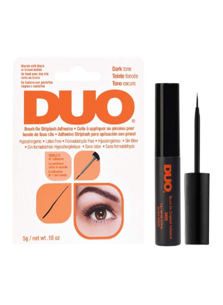Duo Brush-On Dark Eyelash Adhesive - 5ml  - Image 1