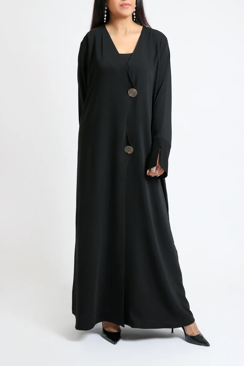 Nikias Nikias Black Crepe Abaya With Metal Buttons And ZigZag Pattern