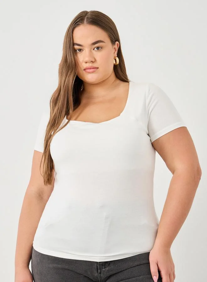 ستايلي Styli Plus White Fitted T-Shirt with Square Neck