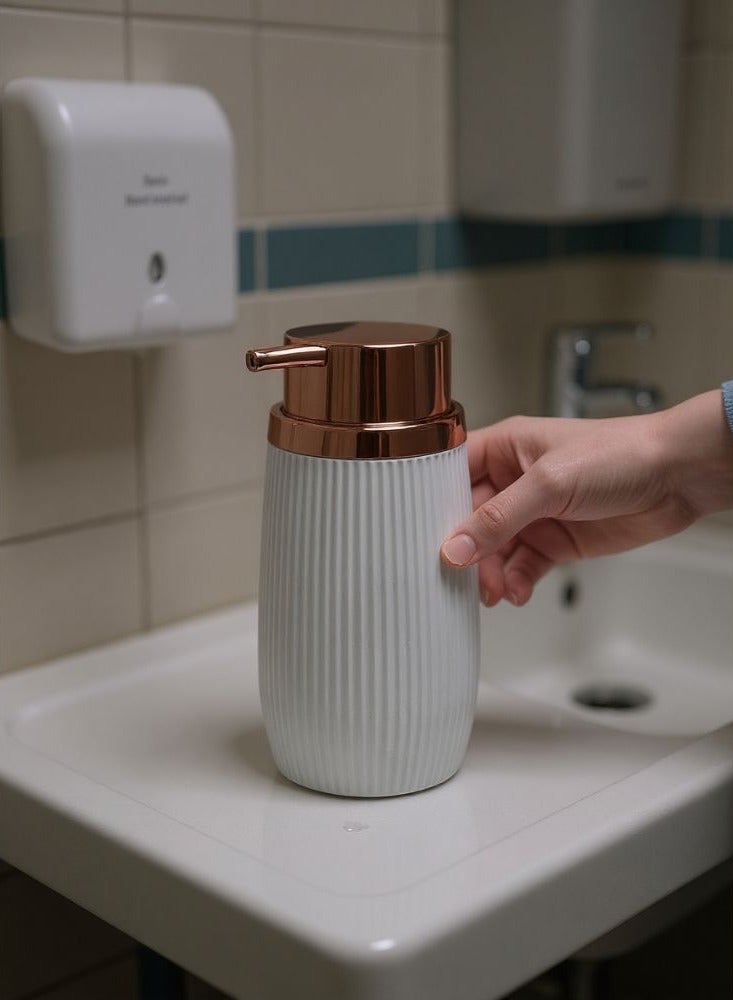 Okyanus Acrylic striped soap dispenser 300 ml refillable hand soap or lotion dispenser with bronze pump head stylish bathroom & kitchen accessory 8 w × 15.8 h cm white - Image 4