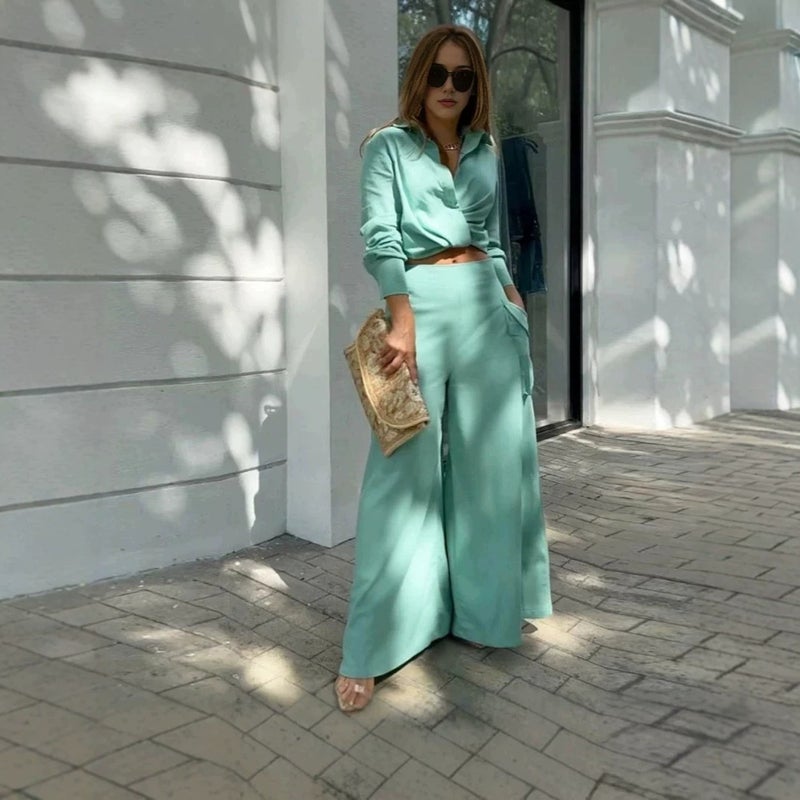 طقم ترياق نسائي بلون سادة بياقة مطوية بقصة ضيقة - Image 4