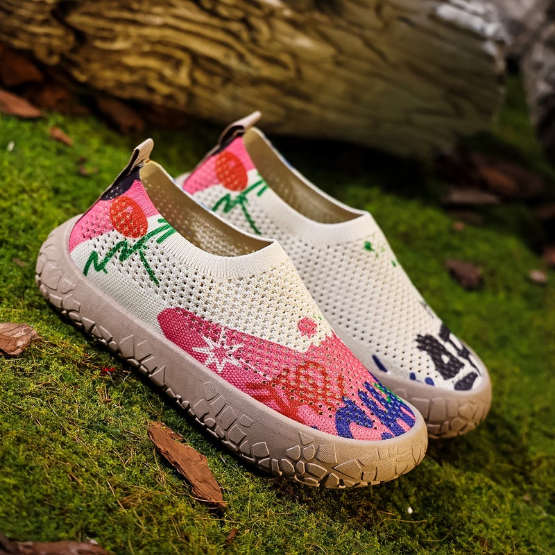 Women's Casual Low Top Sneakers - Image 1