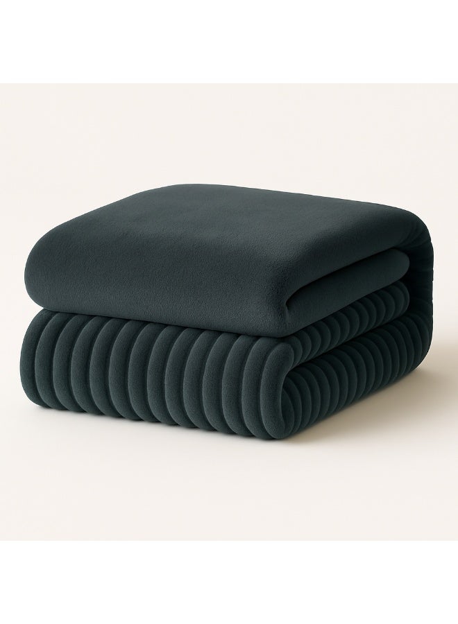 مينج لي مفرش شتوي فرو فاخر نفرين – طقم سرير 8 قطع بتصميم هندسي ناعم مقاس كبير 230×250 سم - Image 3