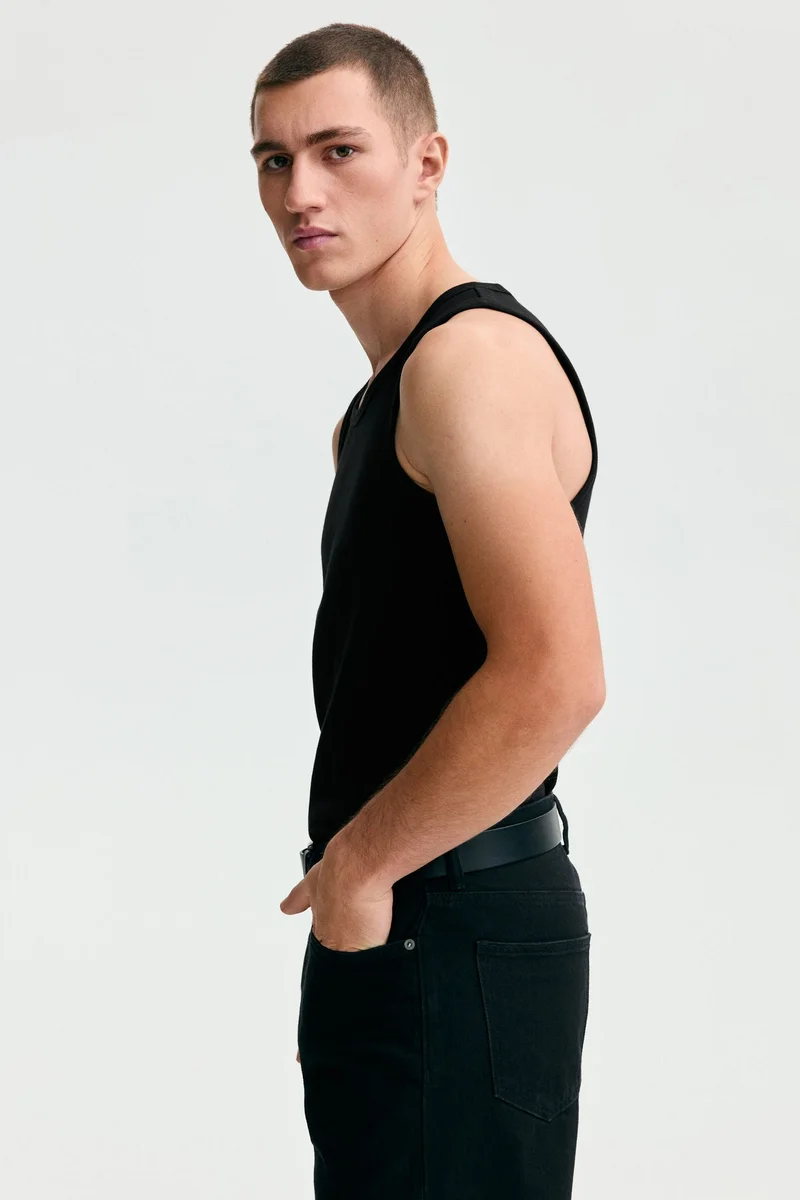 اتش اند ام فيست توب بتصميم مرن وقصّة سلِم