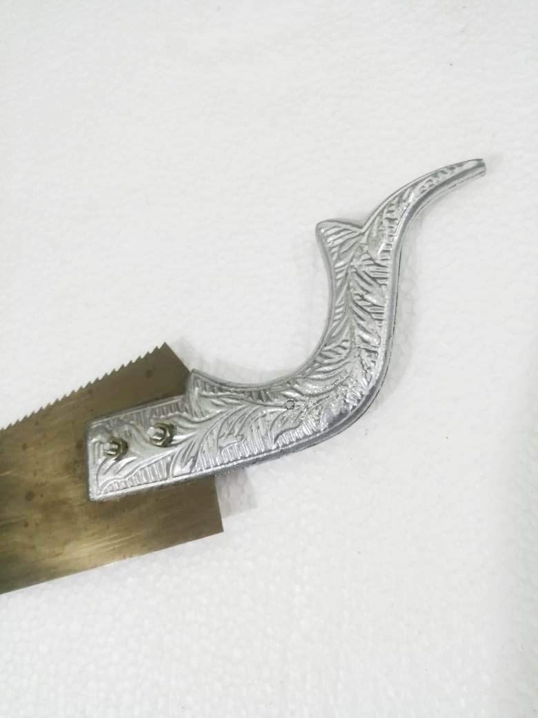 FTE 14 Carbon Steel HandsawHacksaw Rip Saw with metal handle For Professionals And To Cut All Types Of Wood And DIY Works Size 10 x 35 cm - Image 1