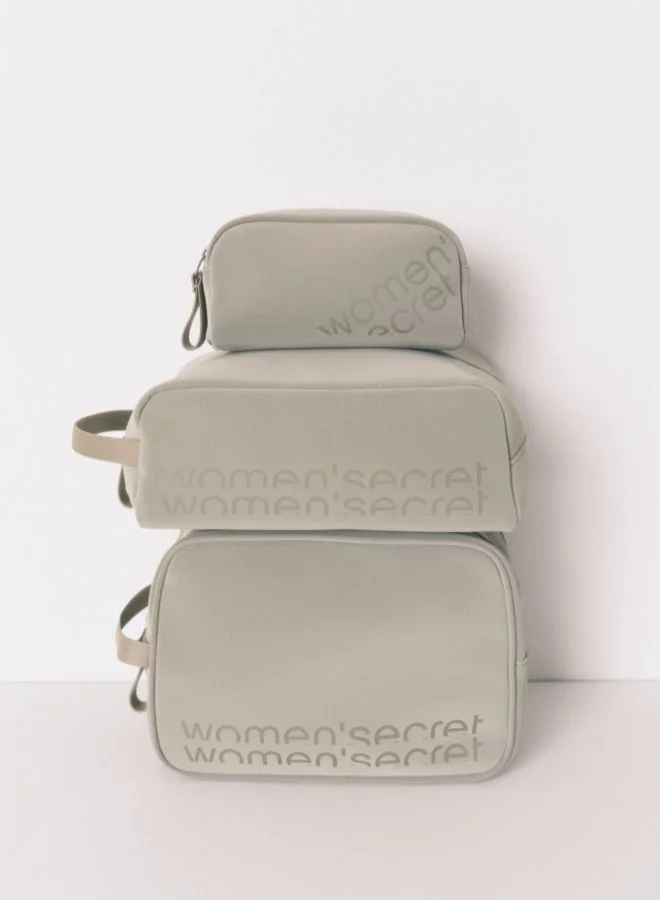 women'secret Large Rubber Khaki Vanity Case