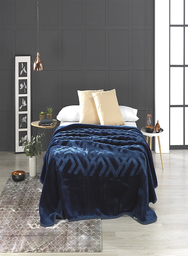 مورا سباين بطانيه مورا موديل: سجنتشر إنجرافد  F93 - الوزن: 5.2 كجم - بلد المنشأ إسبانيا.