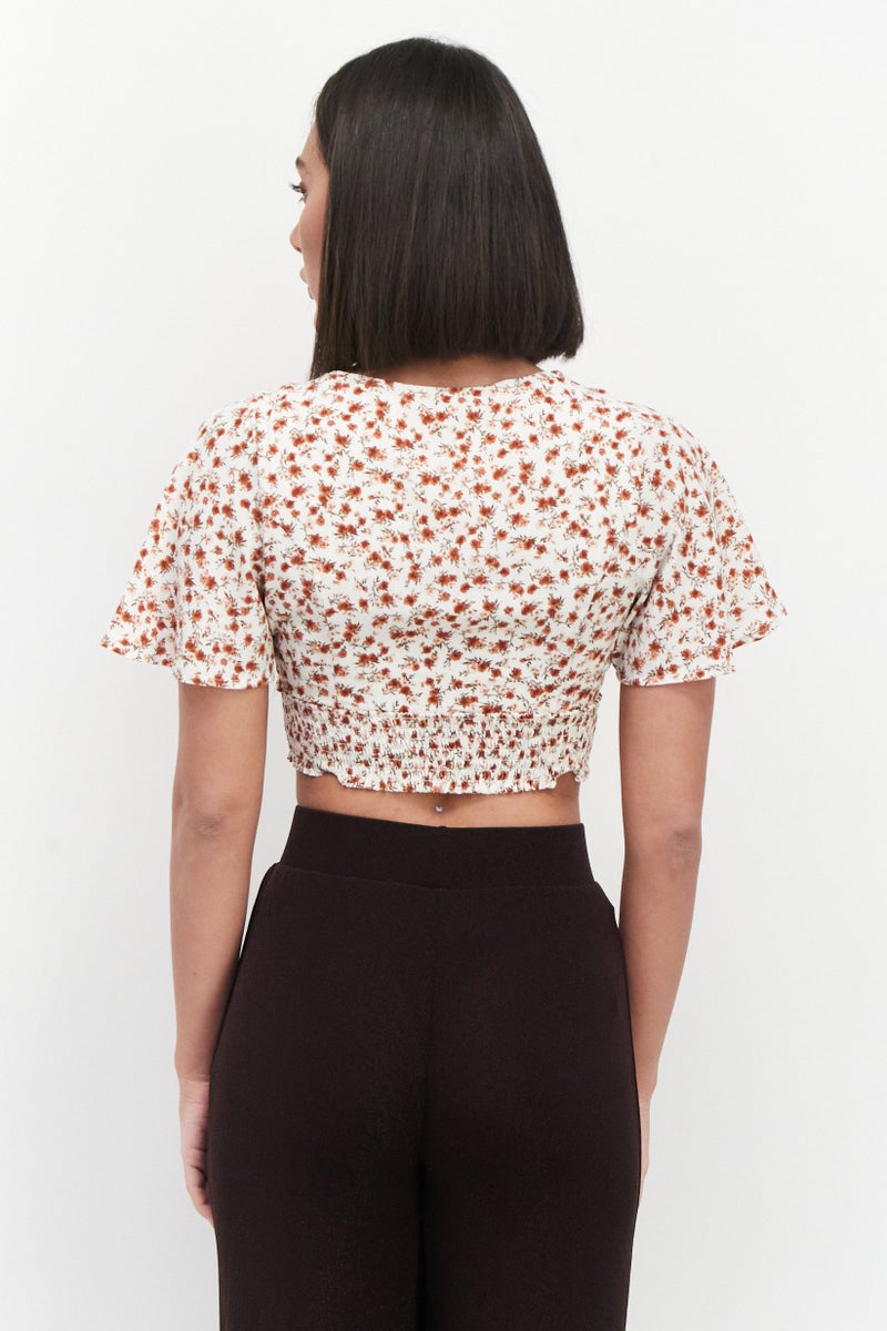 VERO MODA Women V Neck Short Sleeves Floral Print Crop Top, Brown Combo  - Image 3