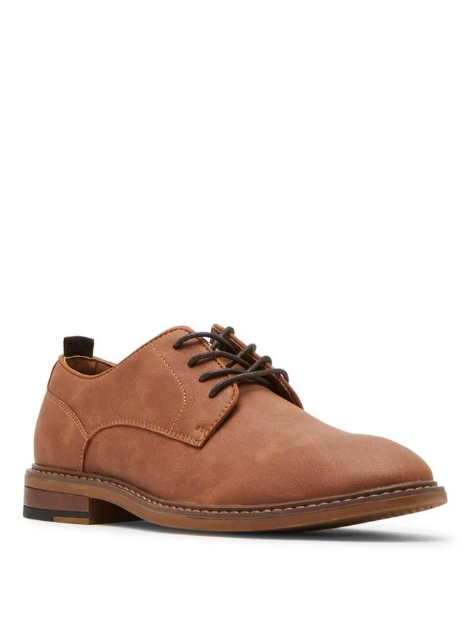Steve Madden Mearnest Cognac Suede Men's Oxford Shoes