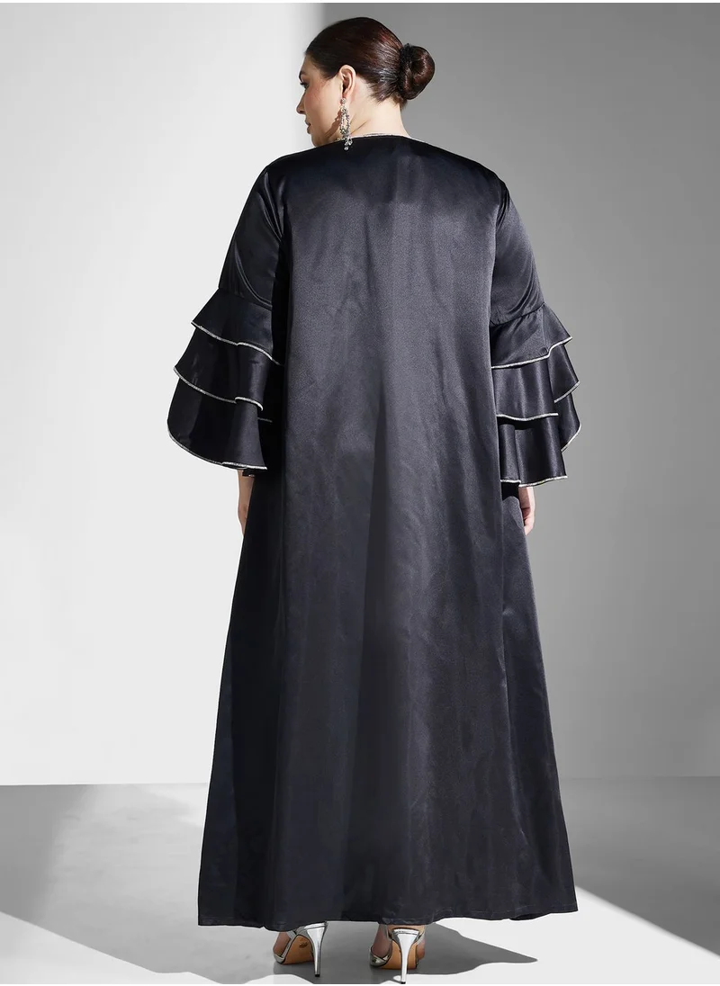 خزانة Plus size abaya with embellished cuff with sheila