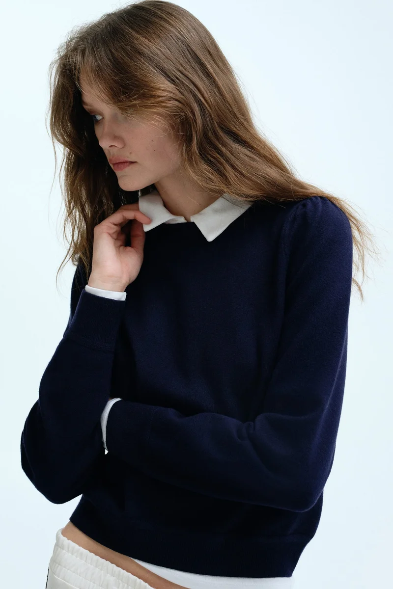 Puff-sleeved jumper