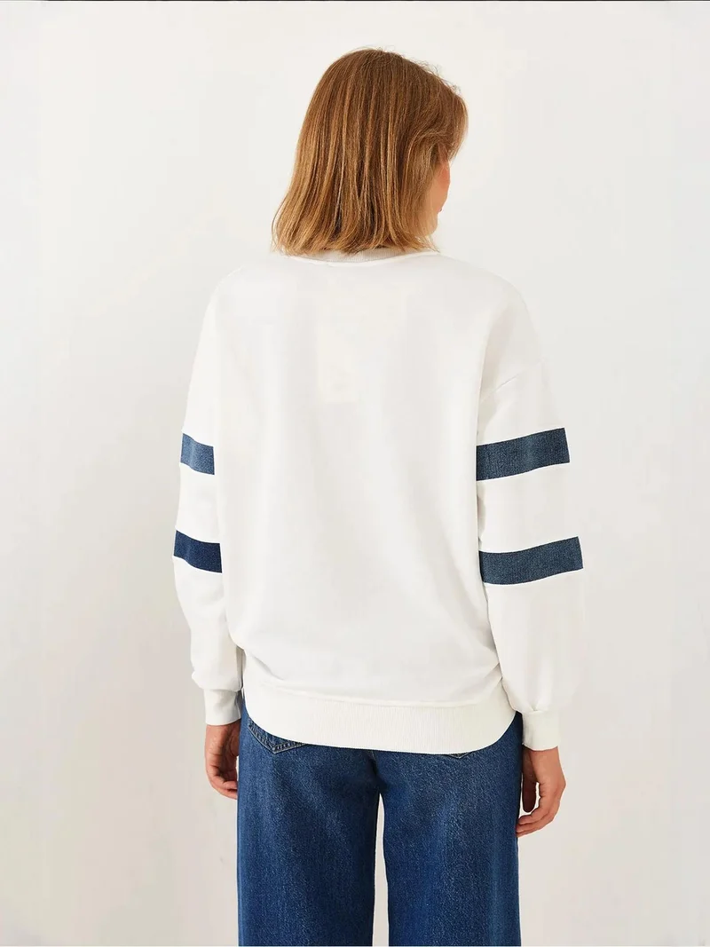 Bianco Lucci LUCCI Striped Embroidered Crew Neck Sweatshirt