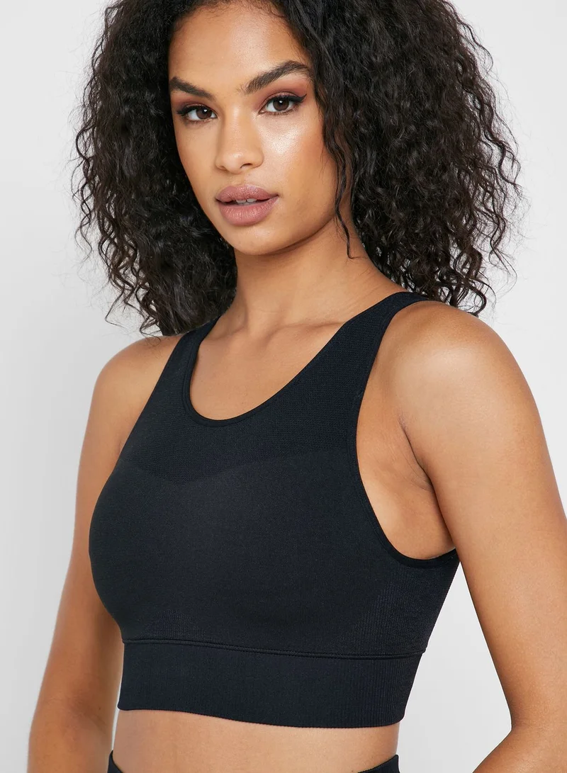 FOREVER 21 Cut Out Back T-Shirt Bra