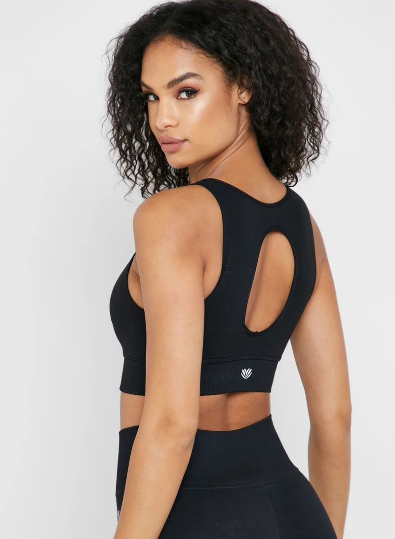 FOREVER 21 Cut Out Back T-Shirt Bra