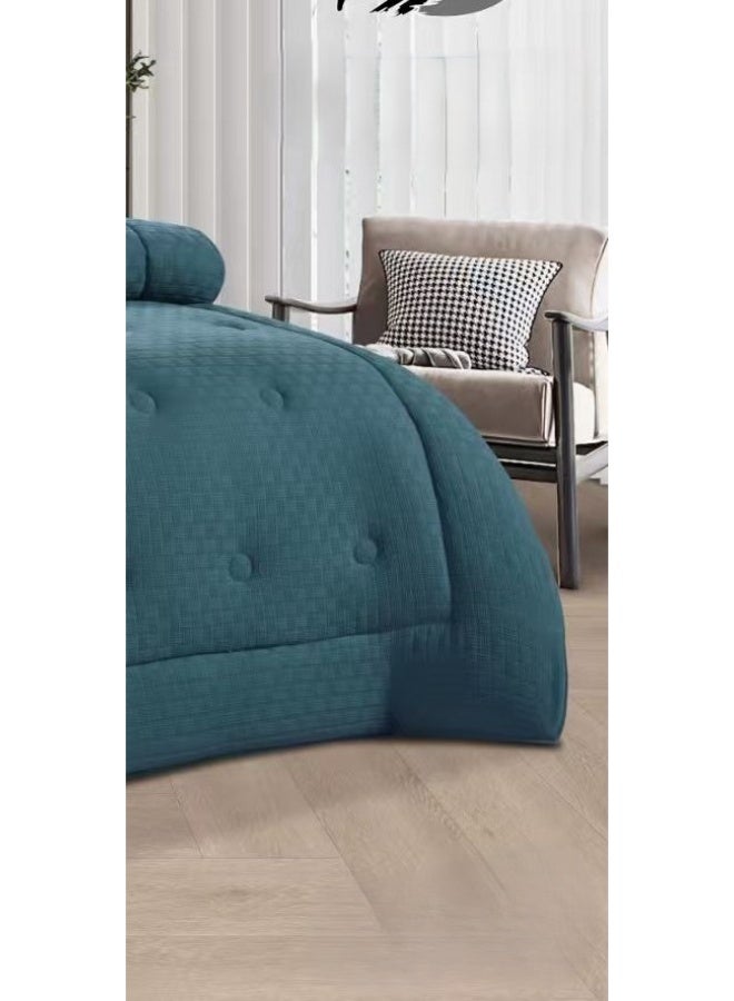 لوفيرا طقم مفرش نفرين ملكي لحاف قماش متين وناعم ونقشة عصرية 8 قطع مقاس كنج - Image 4