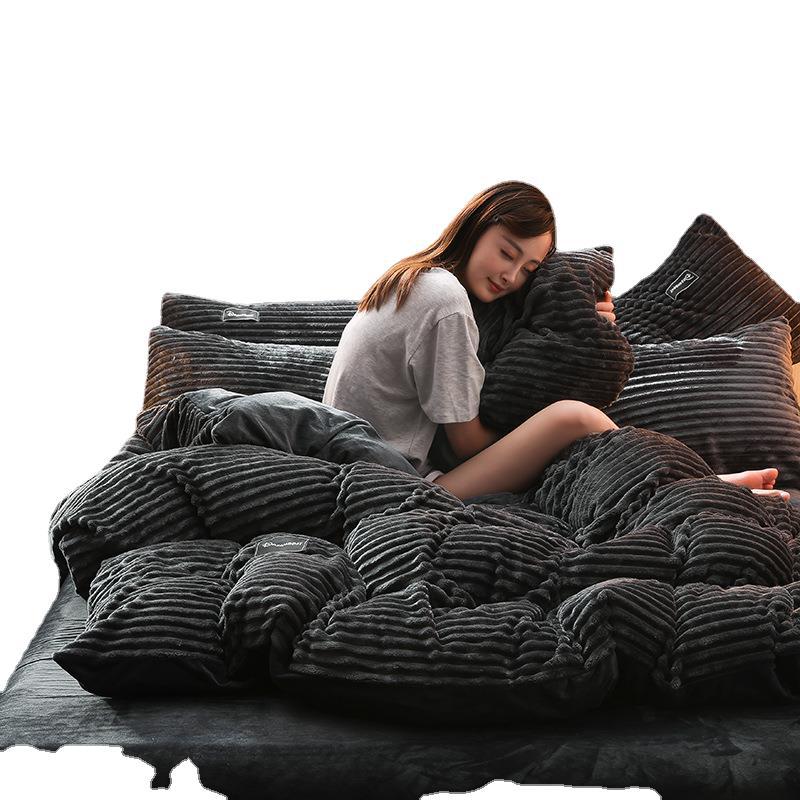 2026 Magic Velvet Four-Piece Set Coral Velvet Thickened Milk Velvet Duvet Cover Double-Sided French Velvet 4-Piece Set - Image 5
