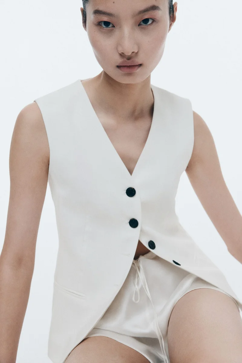 اتش اند ام صدرية بدلة