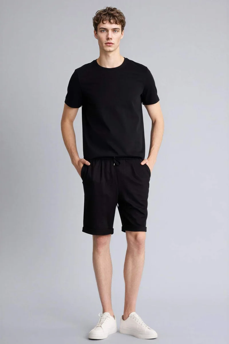 ديفاكتو Pique Bermuda Shorts