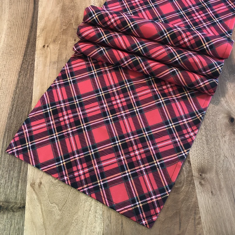 Desenİzmir PatternIzmir Plaid Patterned Square Runner Cover