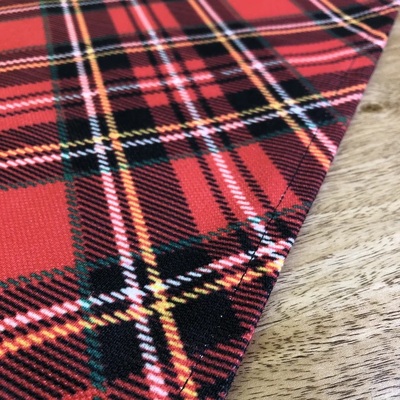 Desenİzmir PatternIzmir Plaid Patterned Square Runner Cover