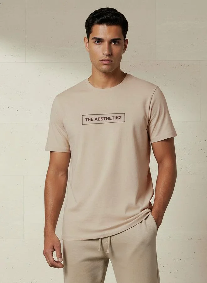ايكونيك Iconic Men Slim Fit Crew Neck Short Sleeve Printed T-shirt
