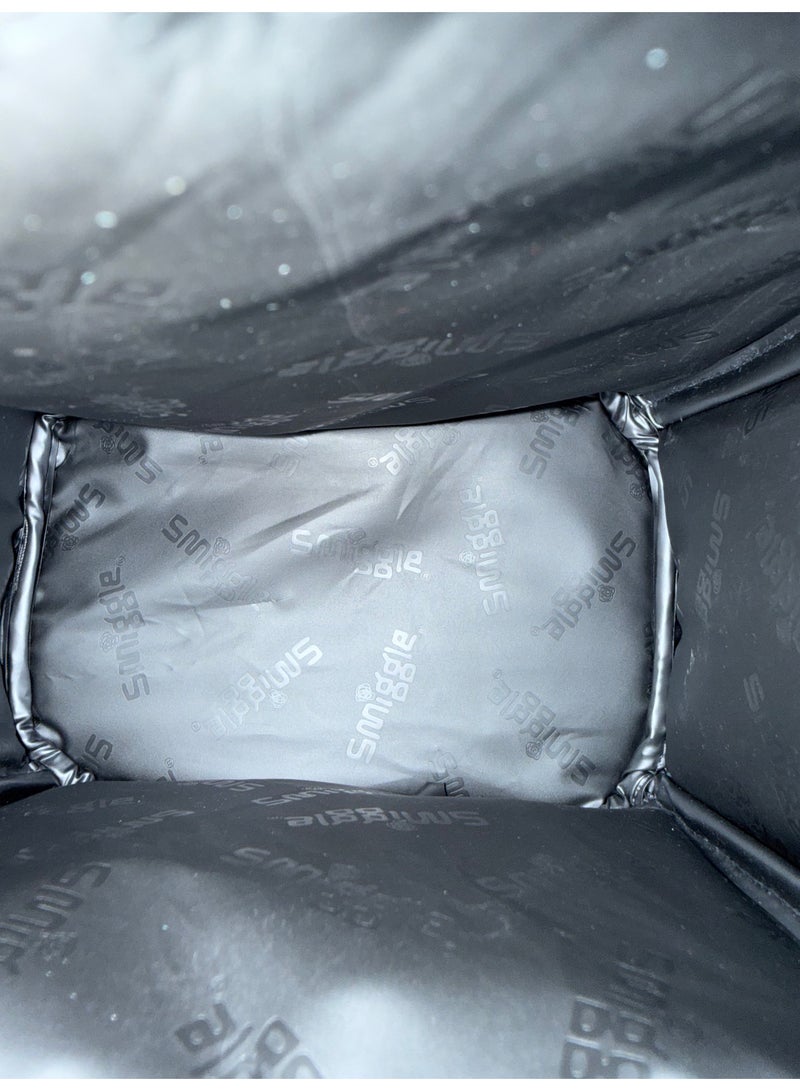 Smiggle Lunch Bag for Girls – Fun, Colorful & Practical - Image 3