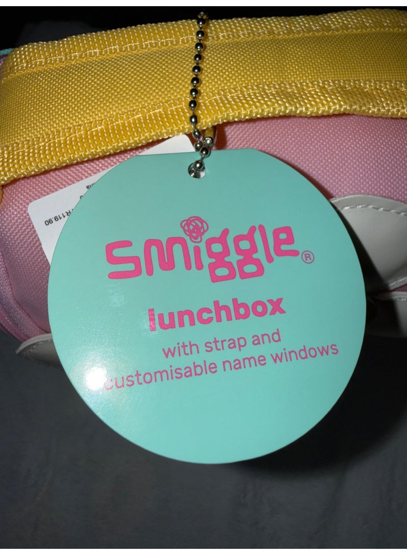 Smiggle Lunch Bag for Girls – Fun, Colorful & Practical - Image 4