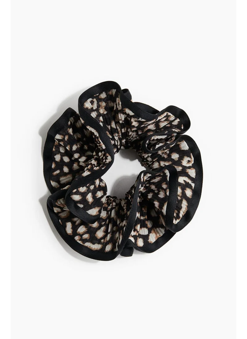 H&M Frilled scrunchie