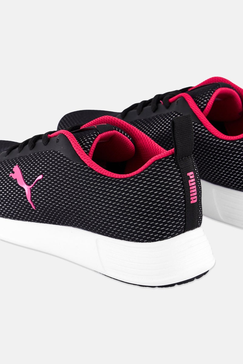 PUMA Women Lace Up Outdoor Shoes, Black - Image 4