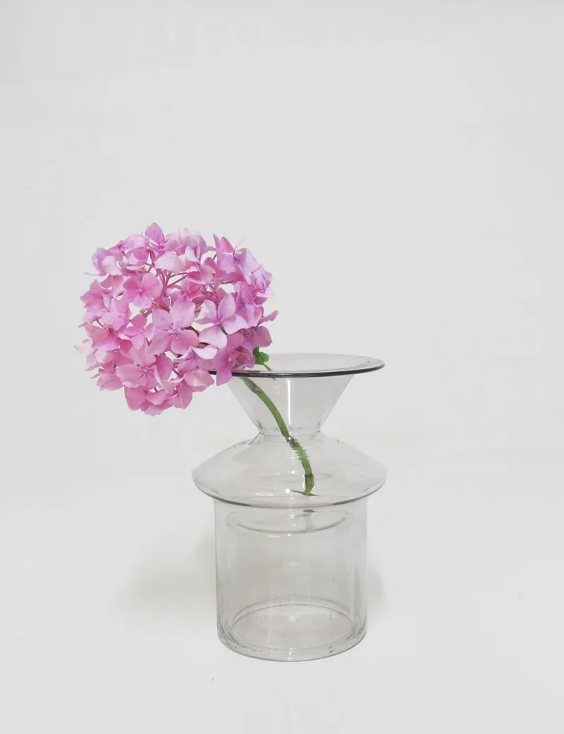 ميسي Standing Black Glass Candle Holder and Tealight Set