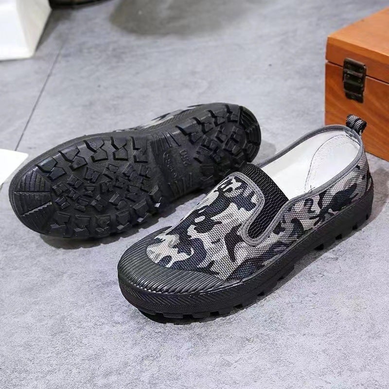 أحذية رجالية بنمط سليب أون بقماش الكانفاس - Image 2
