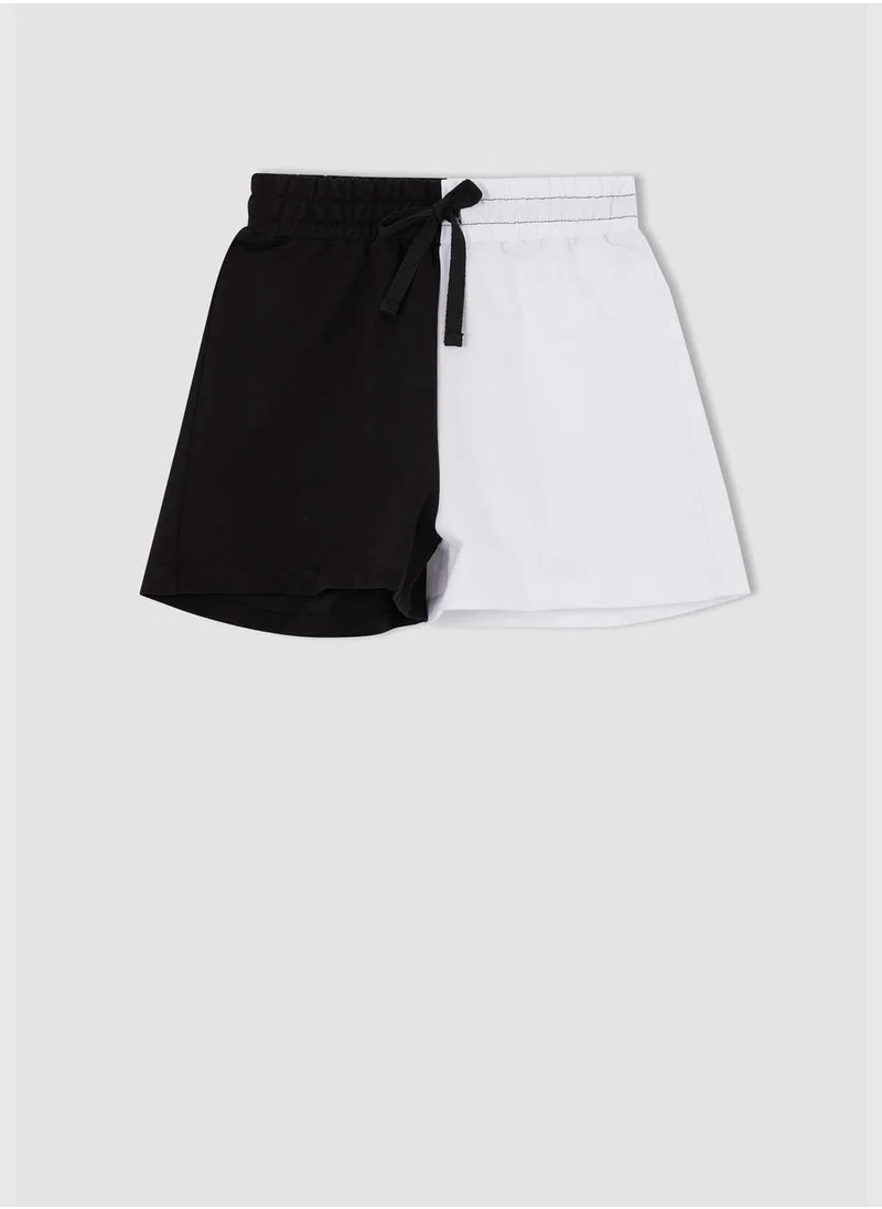 ديفاكتو Colour Block Drawstring Shorts