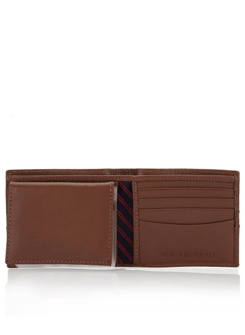 TOMMY HILFIGER Passcase Billfold Wallet