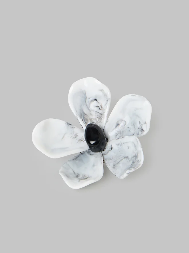 ستايلي Styli Marble Flower Brooch
