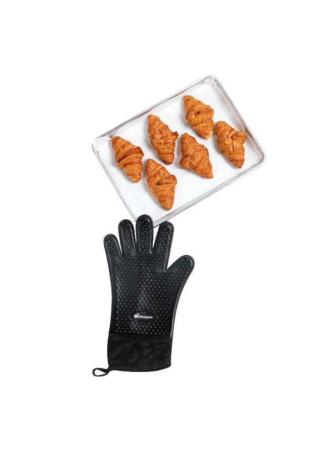 Restaurantware 13 x 7.5 Inch Oven Mitten, 1 Heat-Tolerant Silicone Baking Mitt - Cotton-Lined, Flexible, Black Silicone High Heat Oven Mitt, heavy-duty, Withstand Up To 446 F  - Image 1