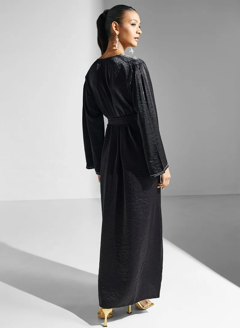hayas closet Embellished Belted Black Jalabiya