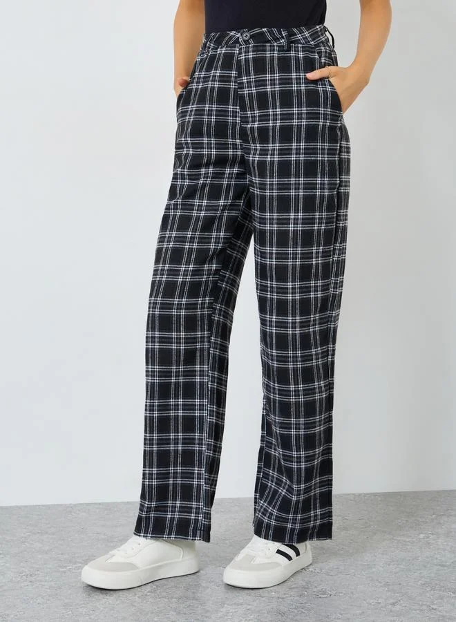 ستايلي بنطال بأرجل واسعة مطبع بمربعات