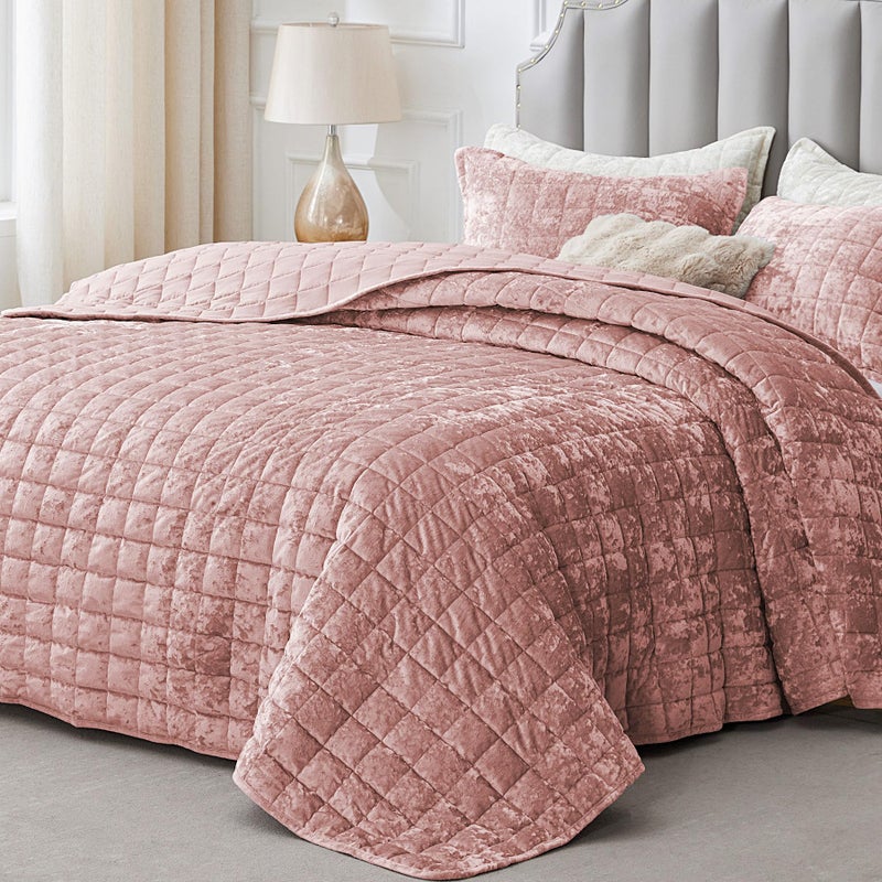 BEDELITE Velvet Quilt Set King Size - Luxury Velvet Comforter Bedding Set 3 Pieces, Soft Cozy Shiny Dusty Pink Oversized Bedspread Coverlet for All Seasons with 2 Pillow Shams - Image 1