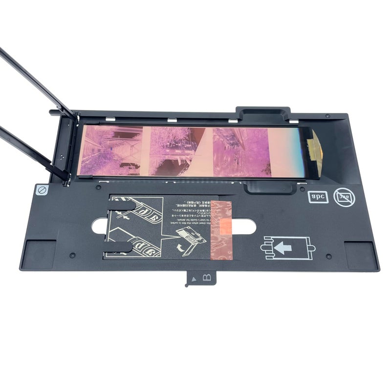 OKLILI 120 & 220 60mm Photo Scanning Holder Brownie Asp Film Holder Slide Negative Holder Compatible with Epson Perfection V500 V550 V600 - Image 1
