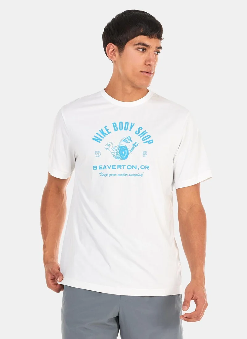 Nike Men's Dri-FIT UV Hyverse Dye T-Shirt